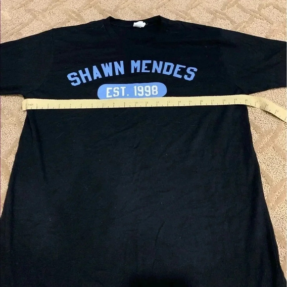 Shawn Mendes SOLD OUT Tour Concert T-Shirt - Picture 5 of 7